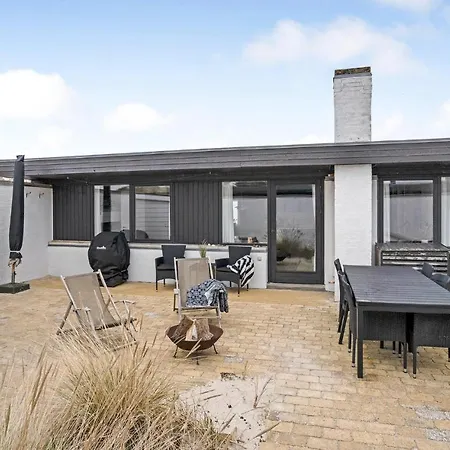 Amazing In With Kitchen